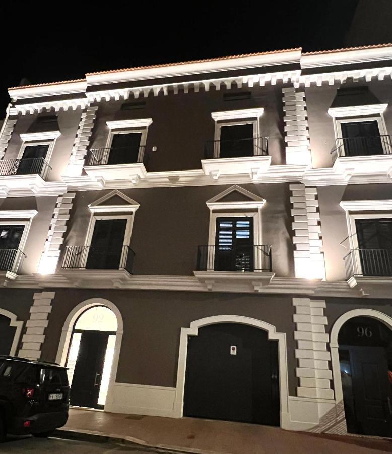 Angels Apartment 巴里 外观 照片